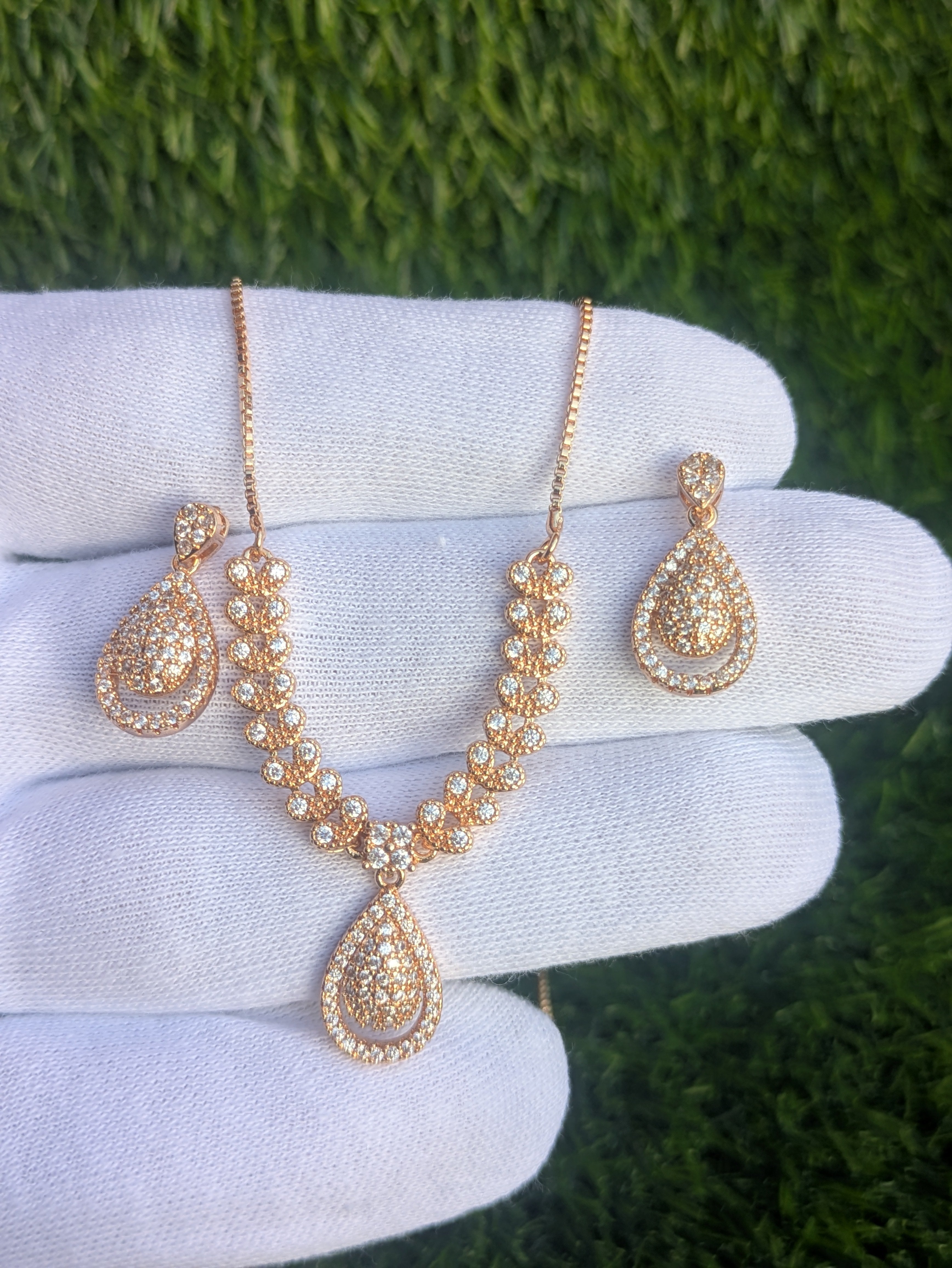 Luxury Rose Gold Crystal Necklace Set for Girls & Womens