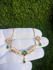 Elegant Green Floral Necklace Set Gold-Plated for Girls & Womens